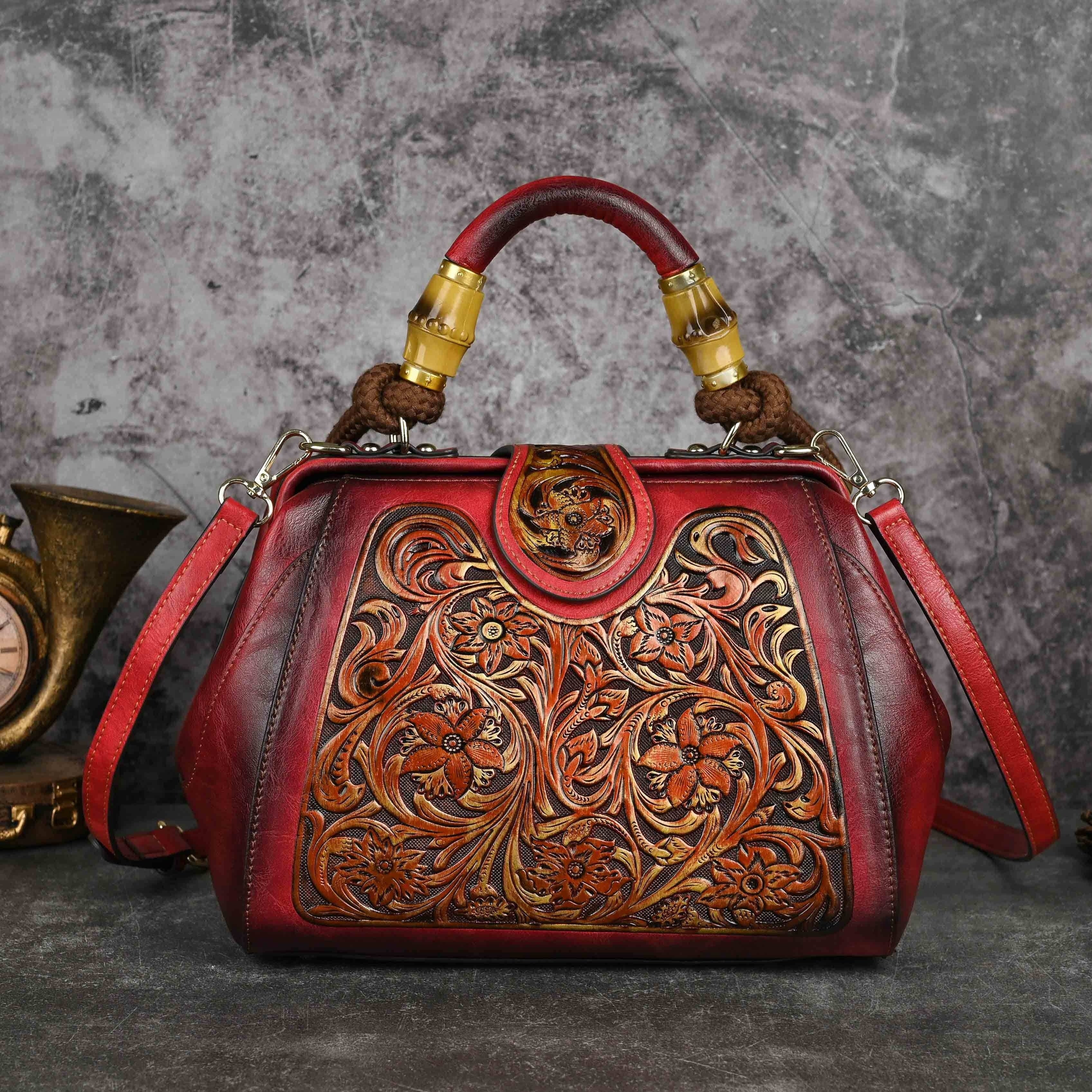 Dorothy™ | Argyle Messenger Bag - Image 8