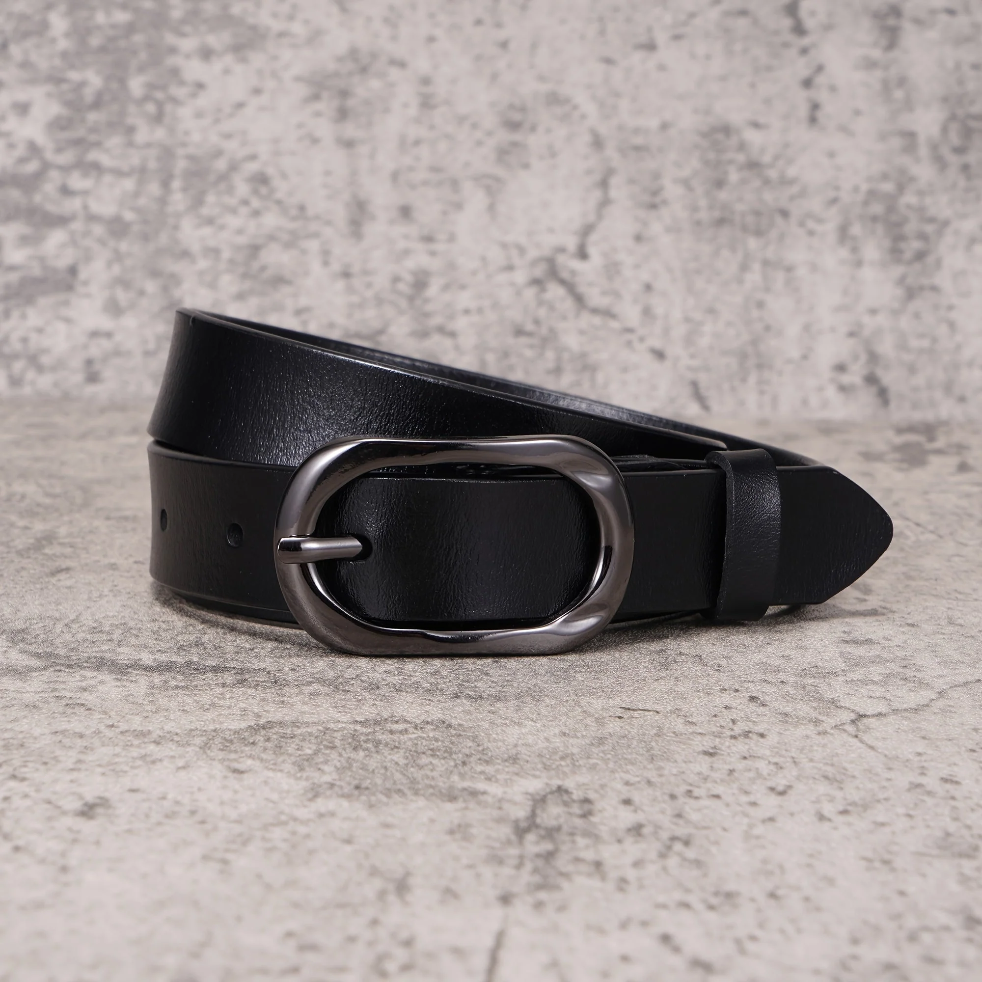 Elizabeth™ | Minimalist Metallic Buckle Belt - Image 6